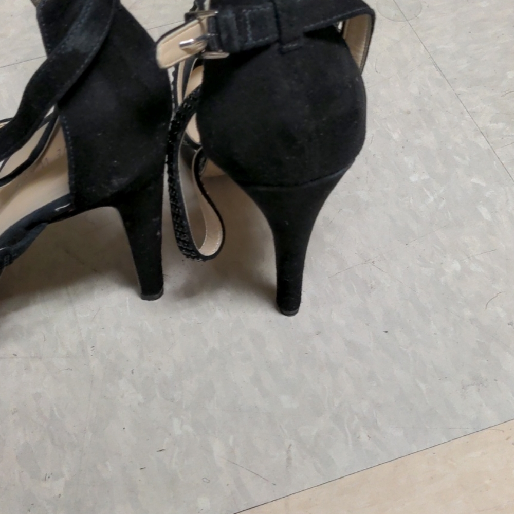 Shoes - Picture 3 of 3